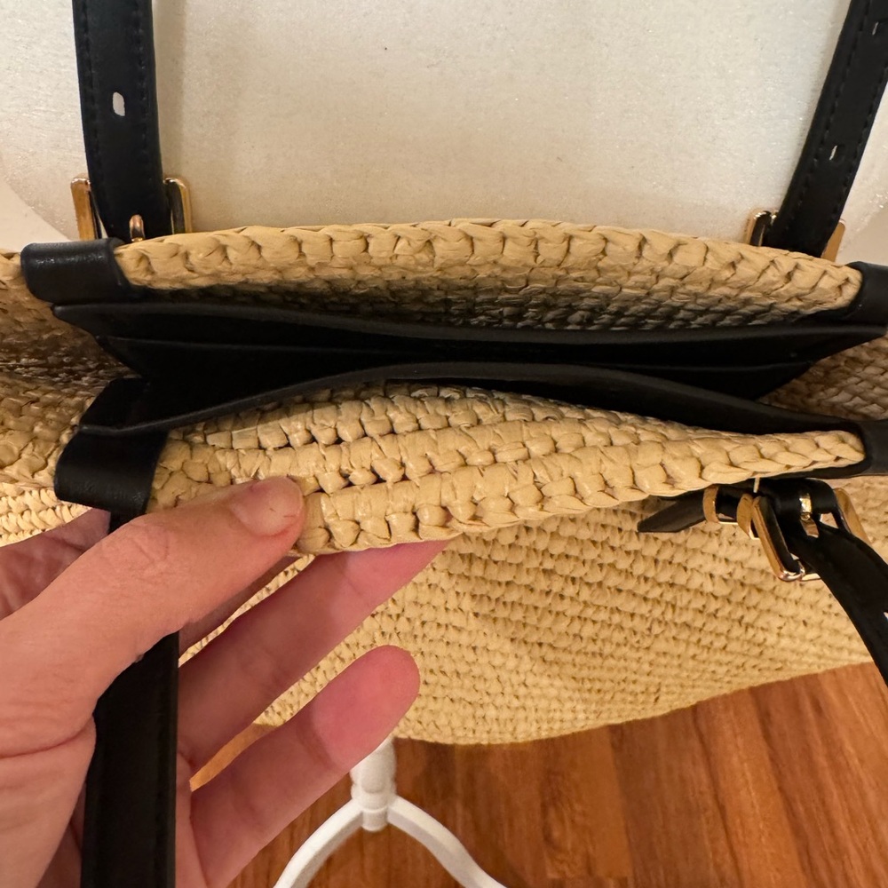 Michael Kors Isa Raffia Tote Large - Picture 10 of 14